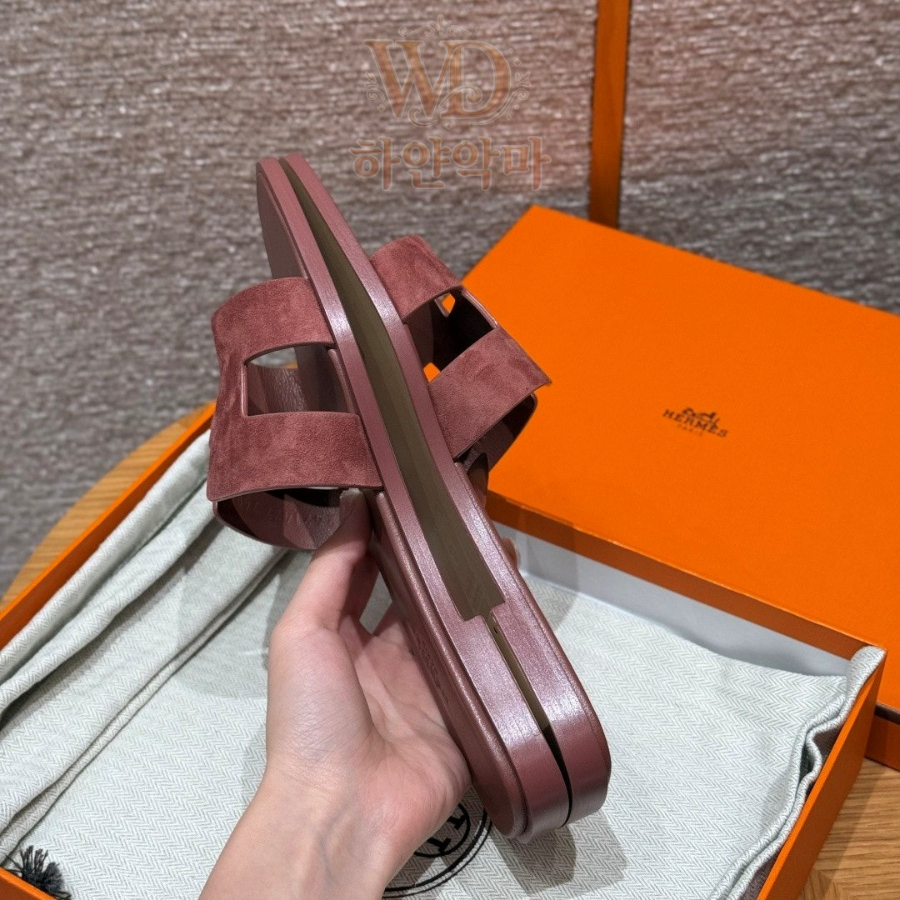 에르메스-이미테이션-오란-슬리퍼-17.jpg