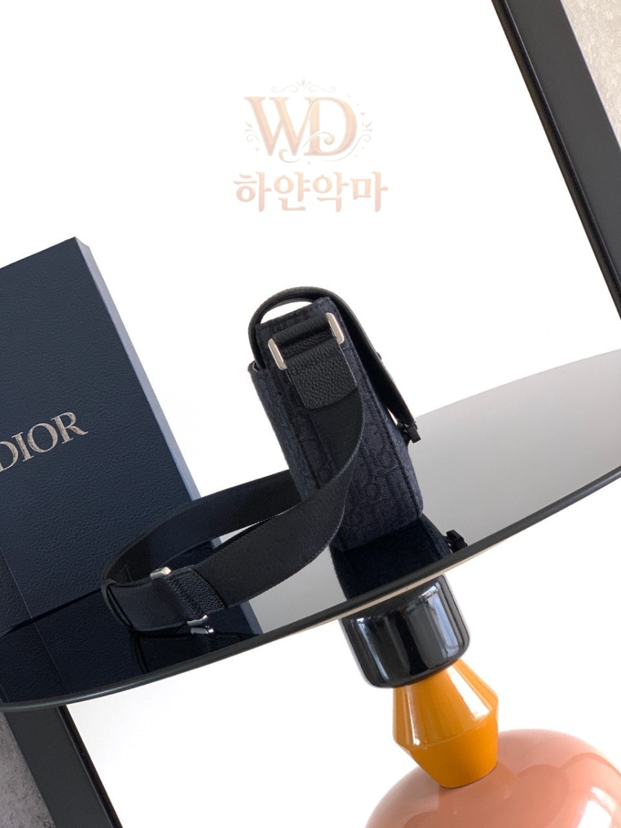레플리카-디올-남자-크로스백-2.jpg