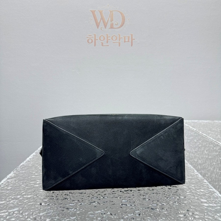 알라이아-숄더백-가방-리뷰-6.jpg