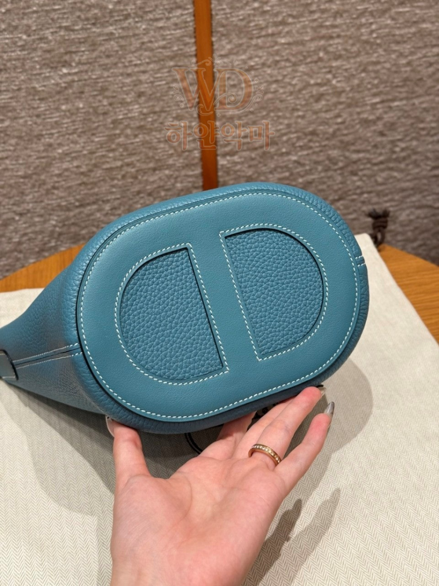 에르메스-인더루프-5.jpg