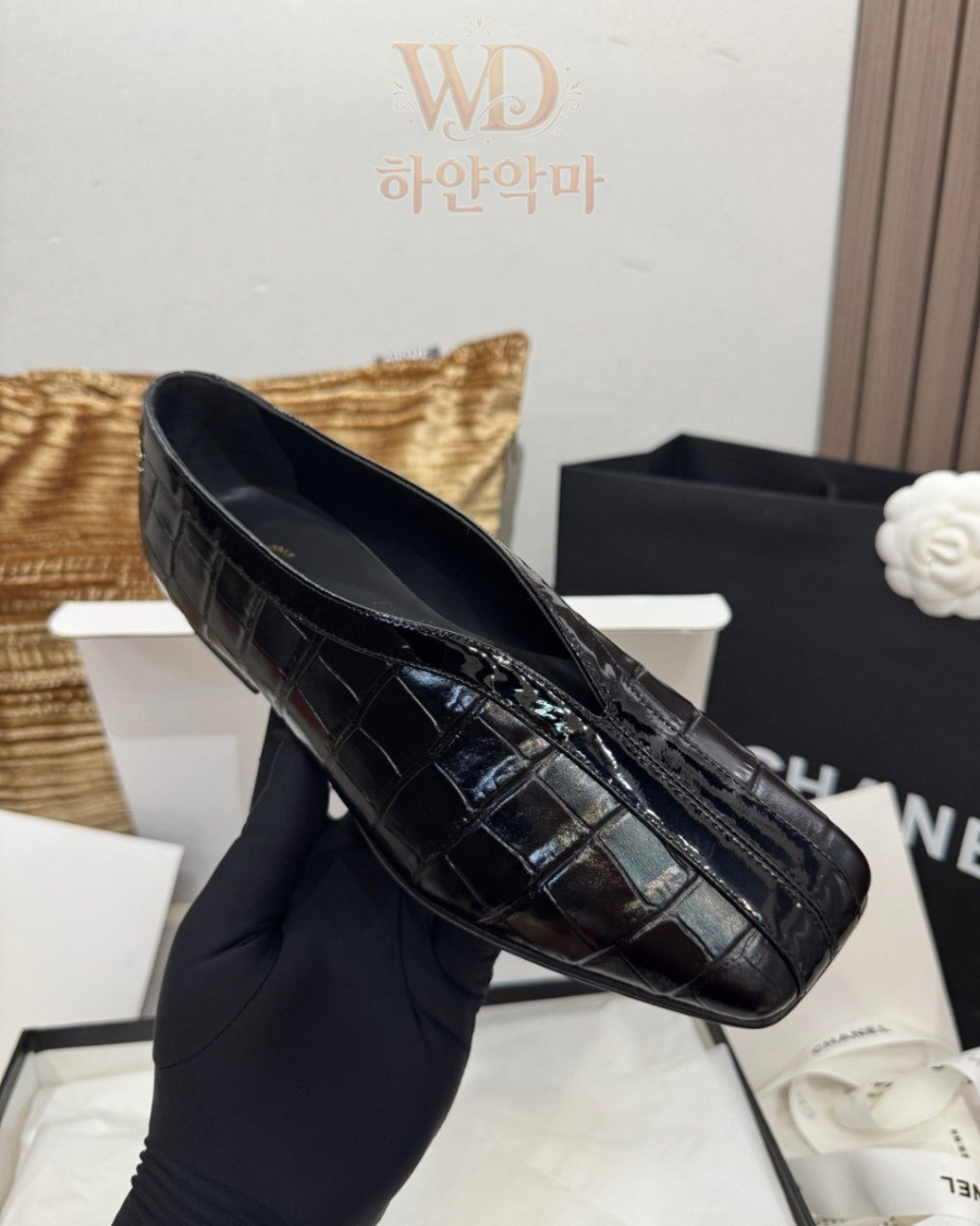 샤넬-크로커다일플랫슈즈-추천 (12).jpg