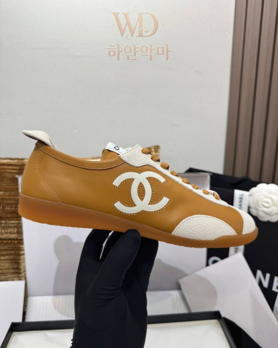 샤넬-클로그-운동화-9.jpg