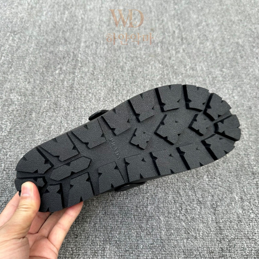 프라다-블로퍼-추천-13.jpg