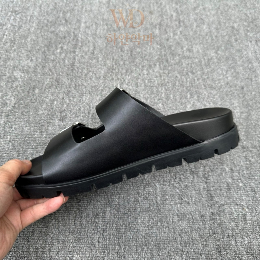 프라다-슬리퍼-추천-7.jpg
