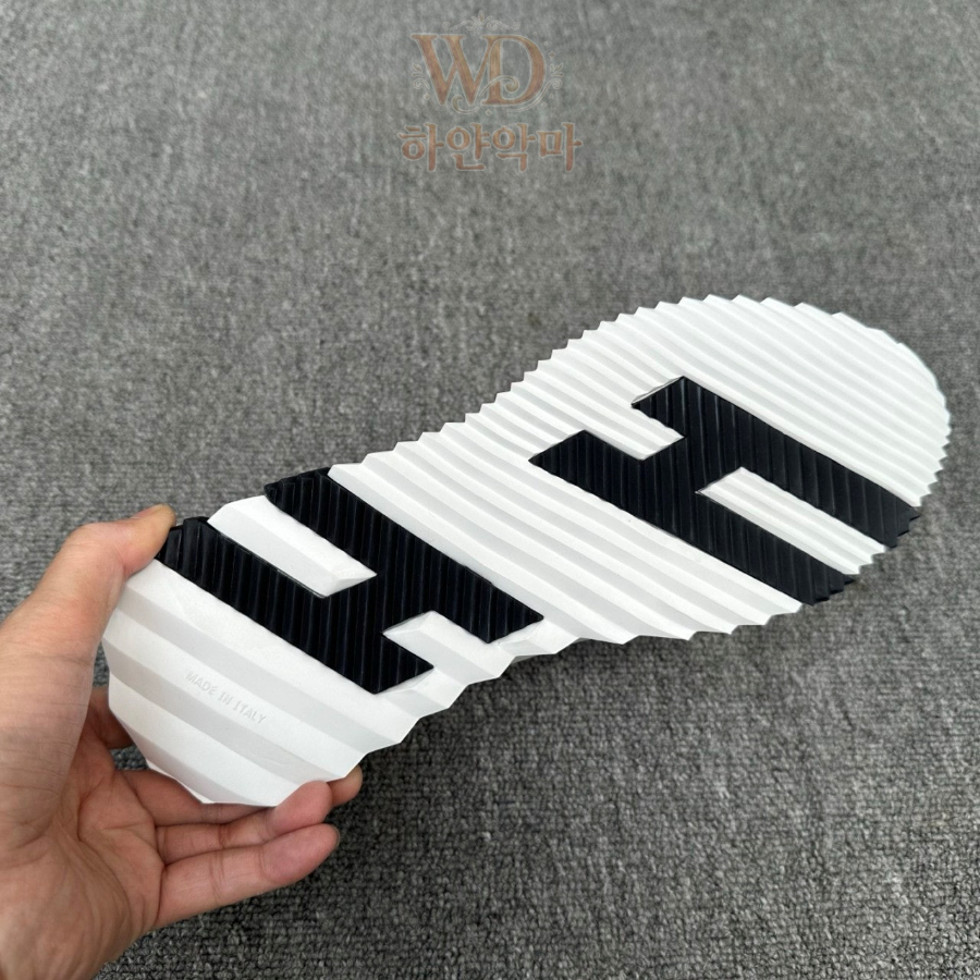 에르메스-운동화-추천-13.jpg