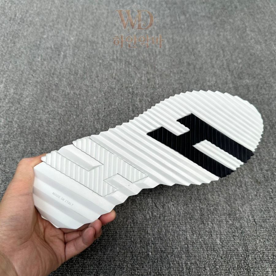 에르메스-명품-운동화-리뷰-14.jpg