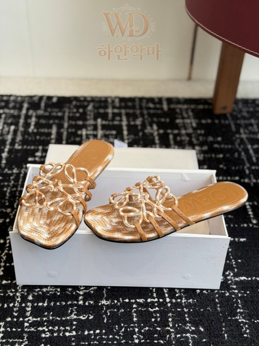 로에베-신상-슬리퍼-추천-6.jpg
