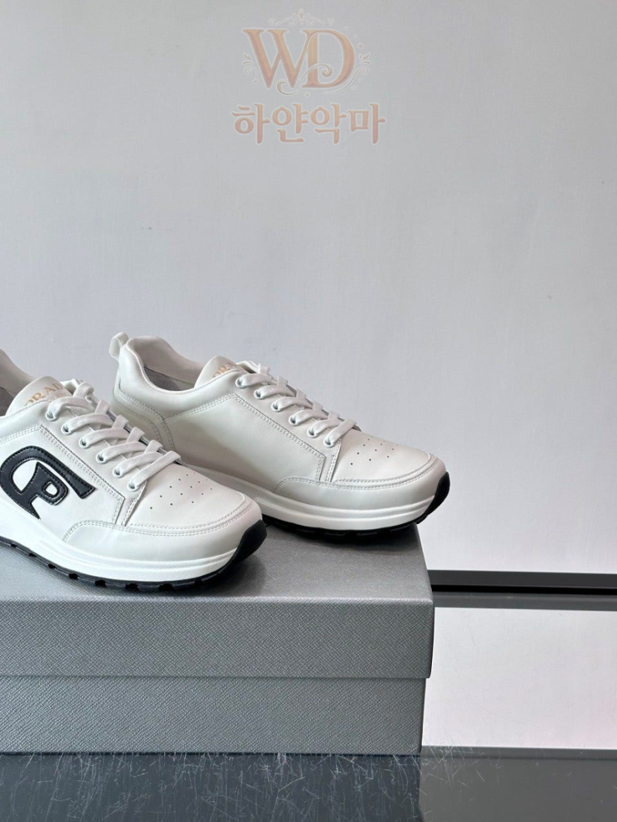 프라다-명품-운동화-추천-9.jpg