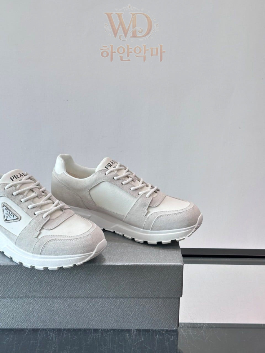 프라다-운동화-명품-11.jpg