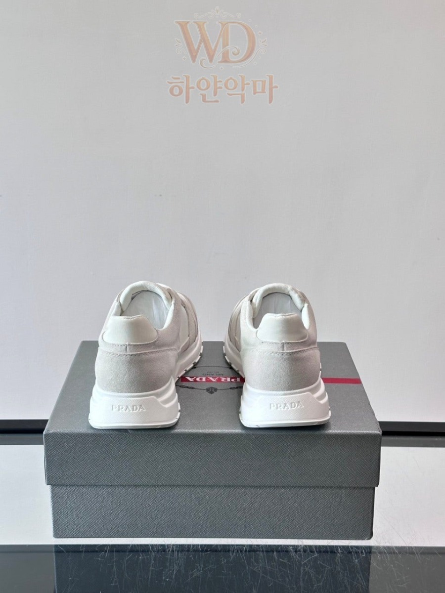 프라다-운동화-명품-12.jpg
