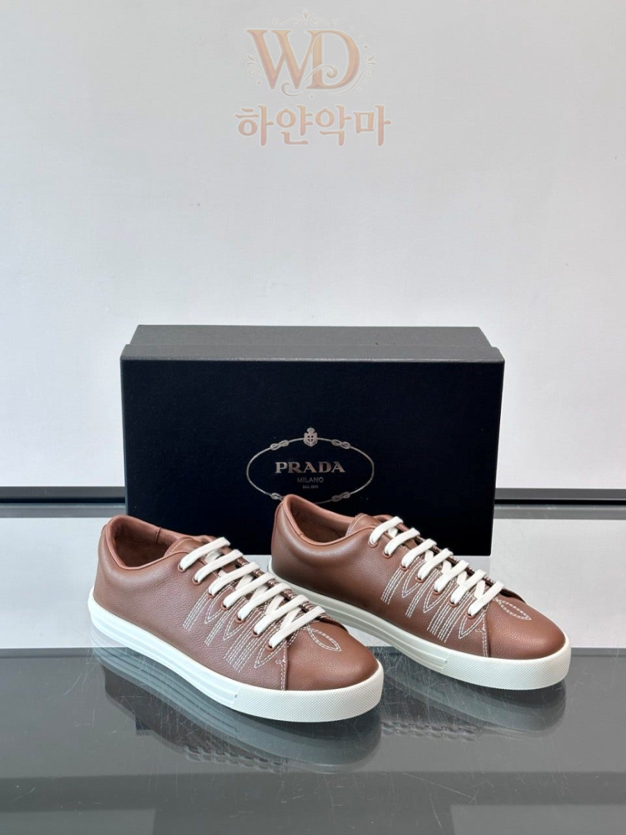 프라다-운동화-명품-3.jpg