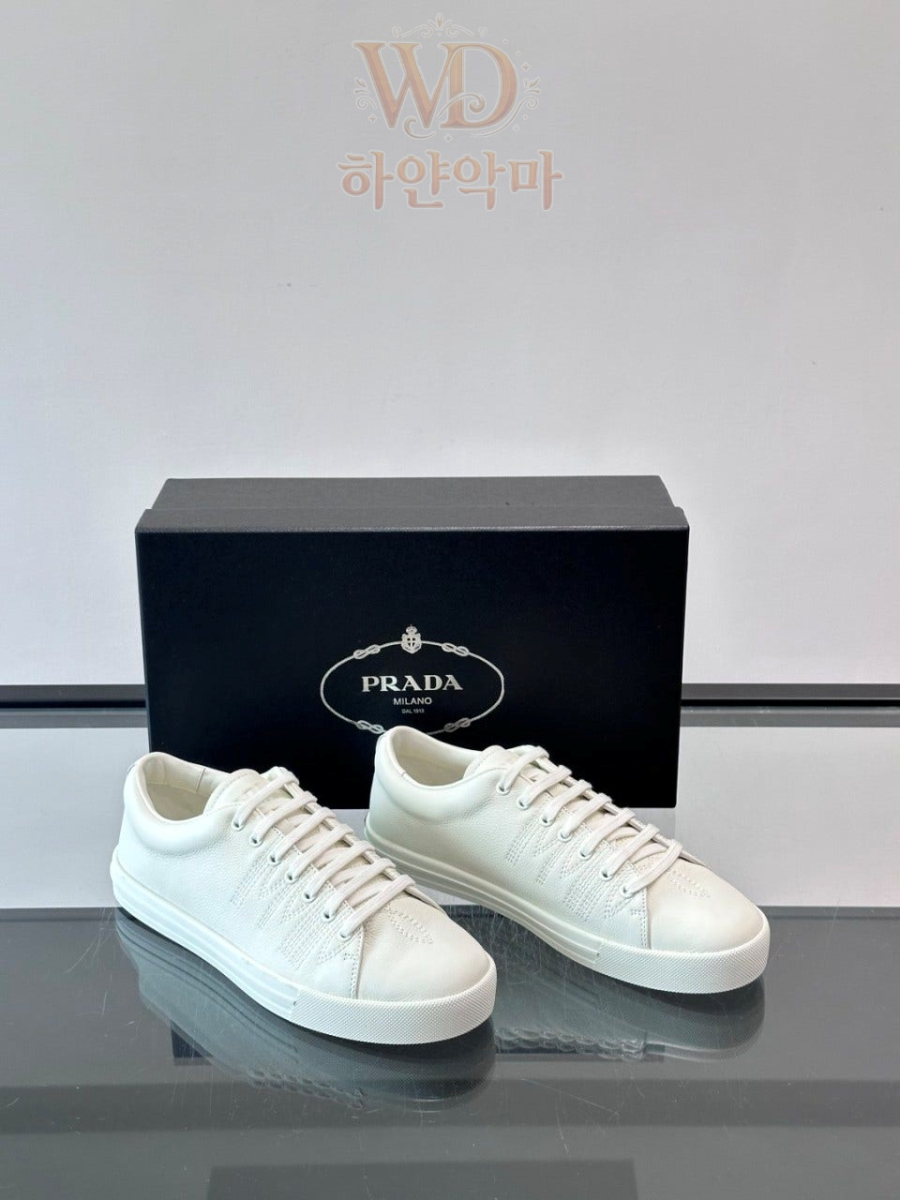 프라다-운동화-명품-4.jpg