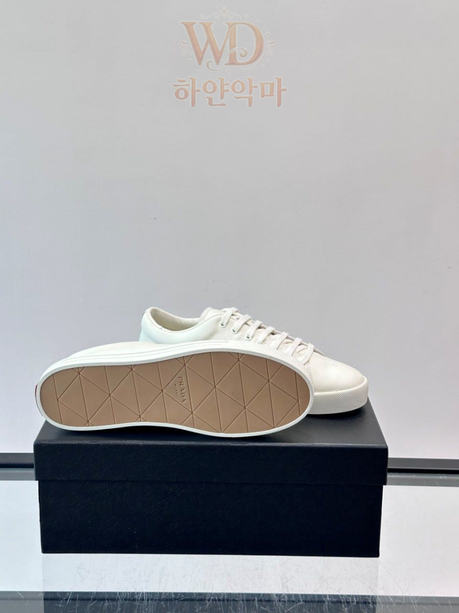 프라다-운동화-명품-12.jpg