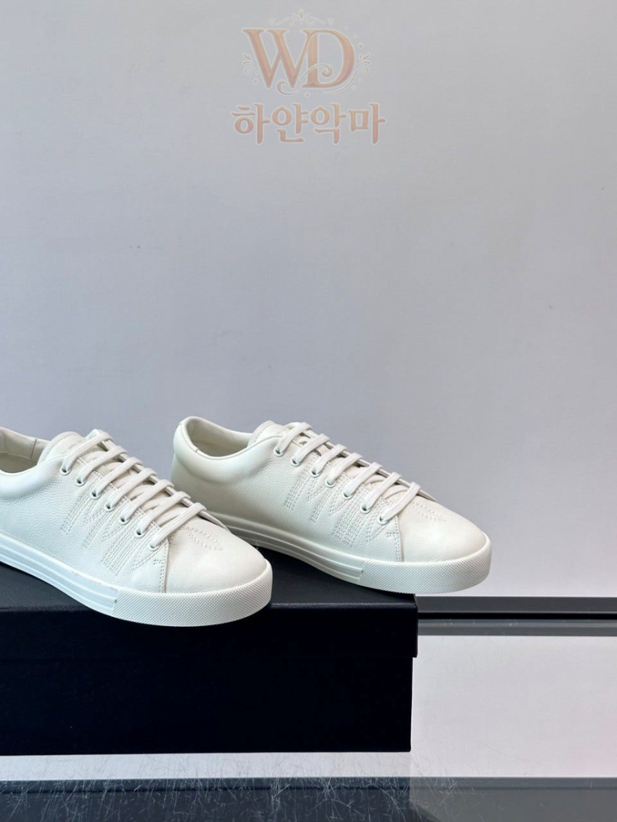 프라다-운동화-명품-10.jpg