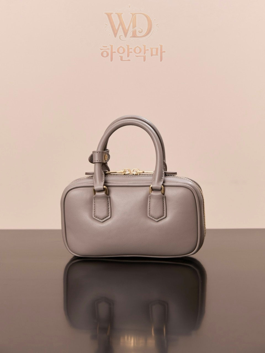 미우미우-아르카디-가방추천-5.jpg