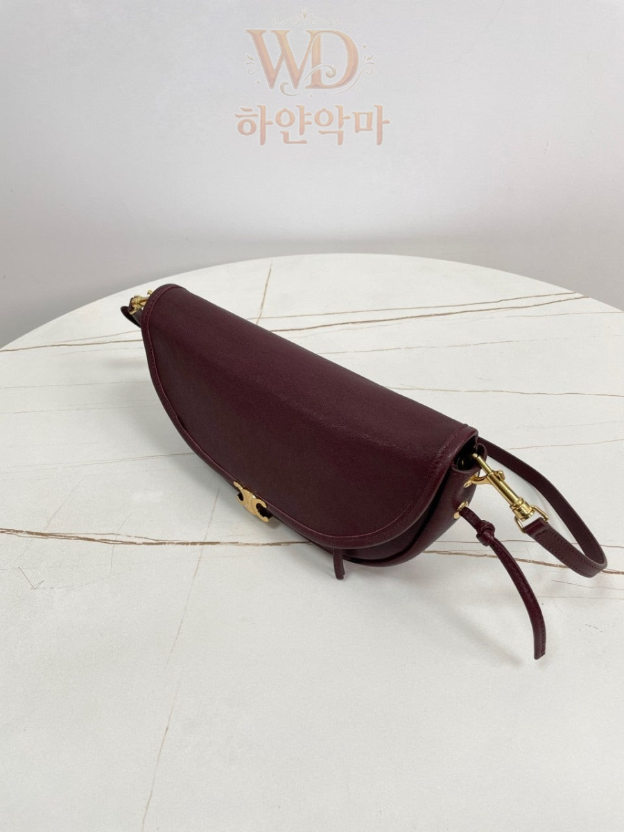 셀린느-하프문-가방추천-4.jpg