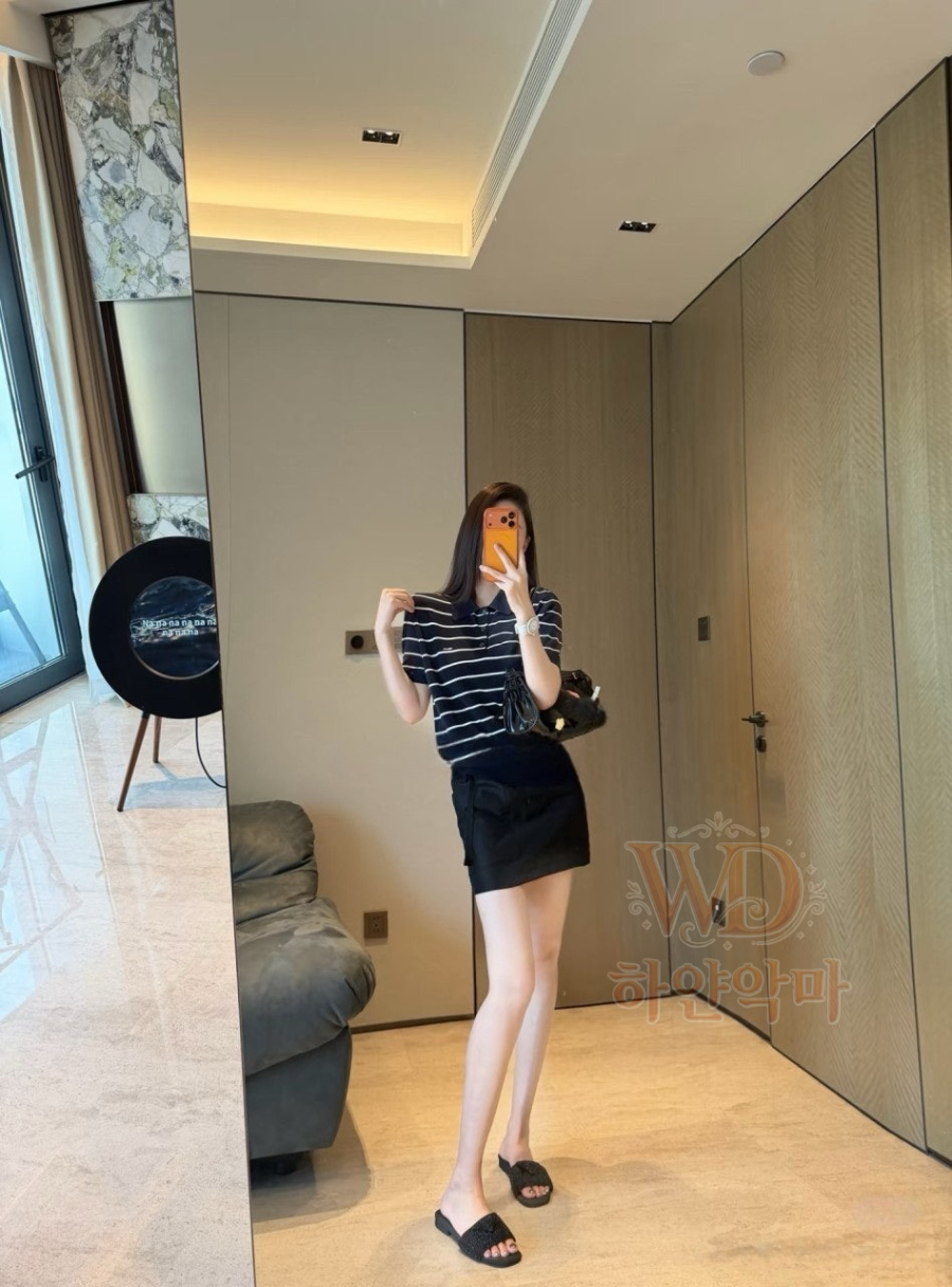 프라다2026-신상-반팔니트-1.jpg