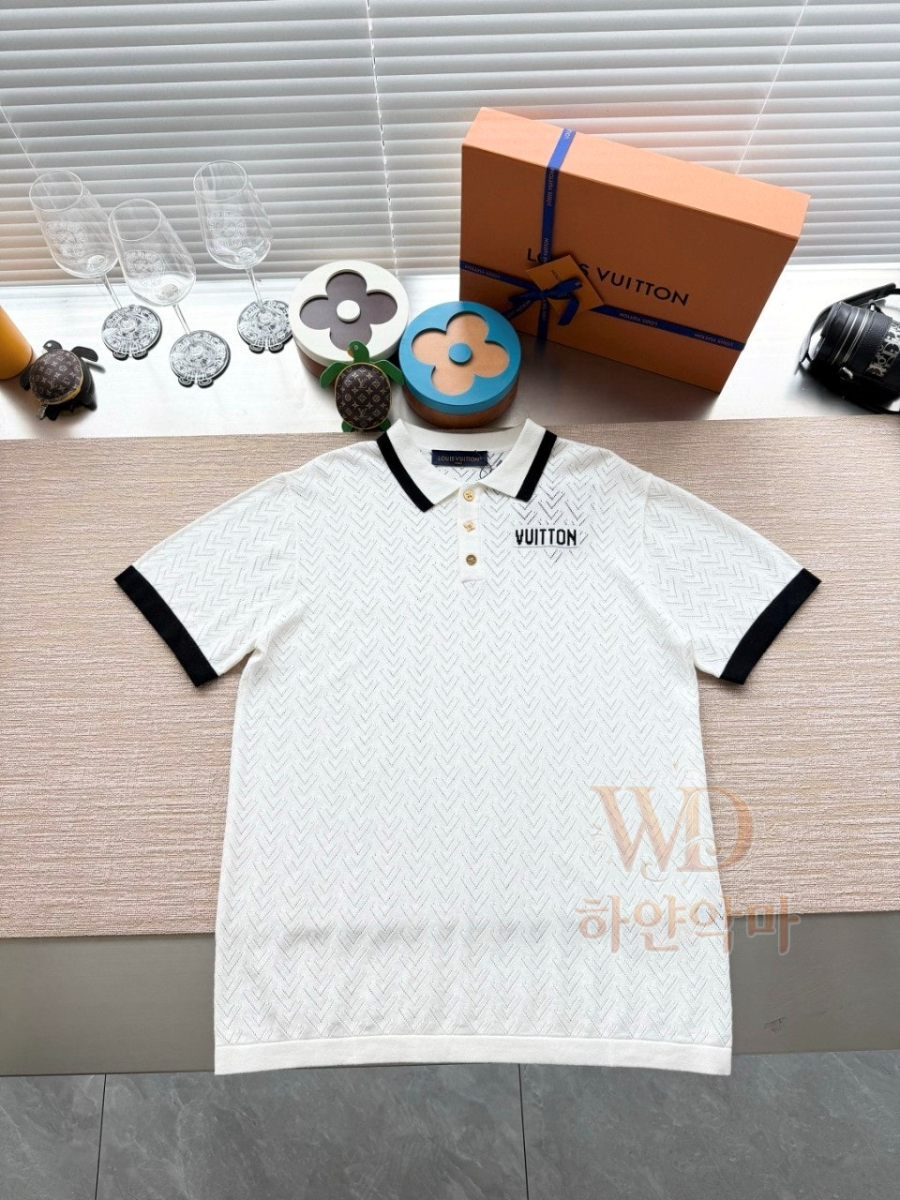 2026루이비통신상-반팔니트-여자-12.jpg