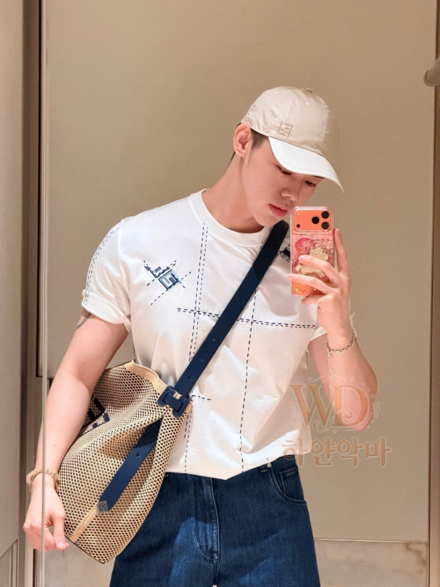 펜디의류-남성반팔티-1.jpg