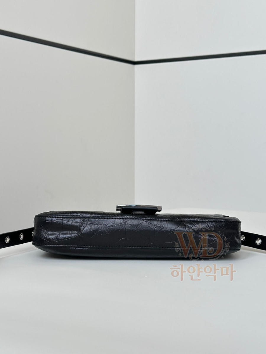 펜디바게트백-여자핸드백-하얀악마가방-5.jpg