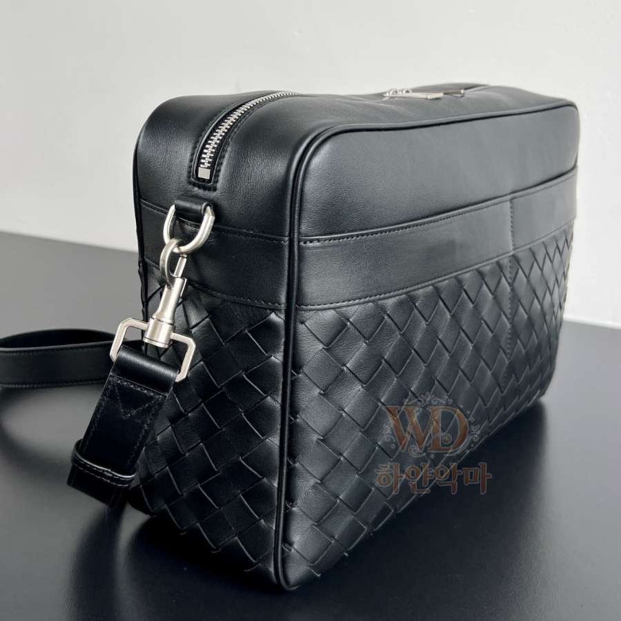 보테가카메라가방-남자가방추천-3.jpg