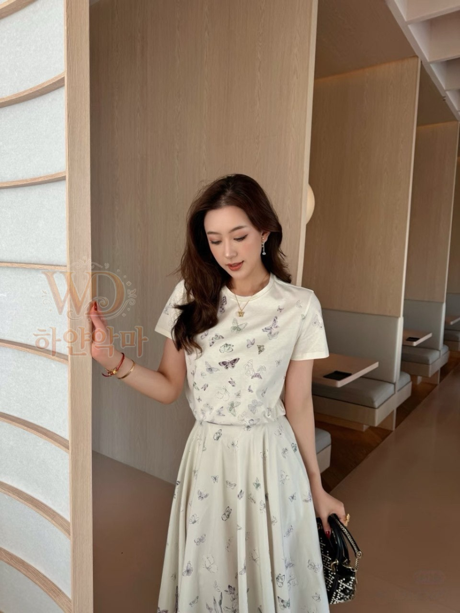 하얀악마-디올신상반팔티-1.jpg