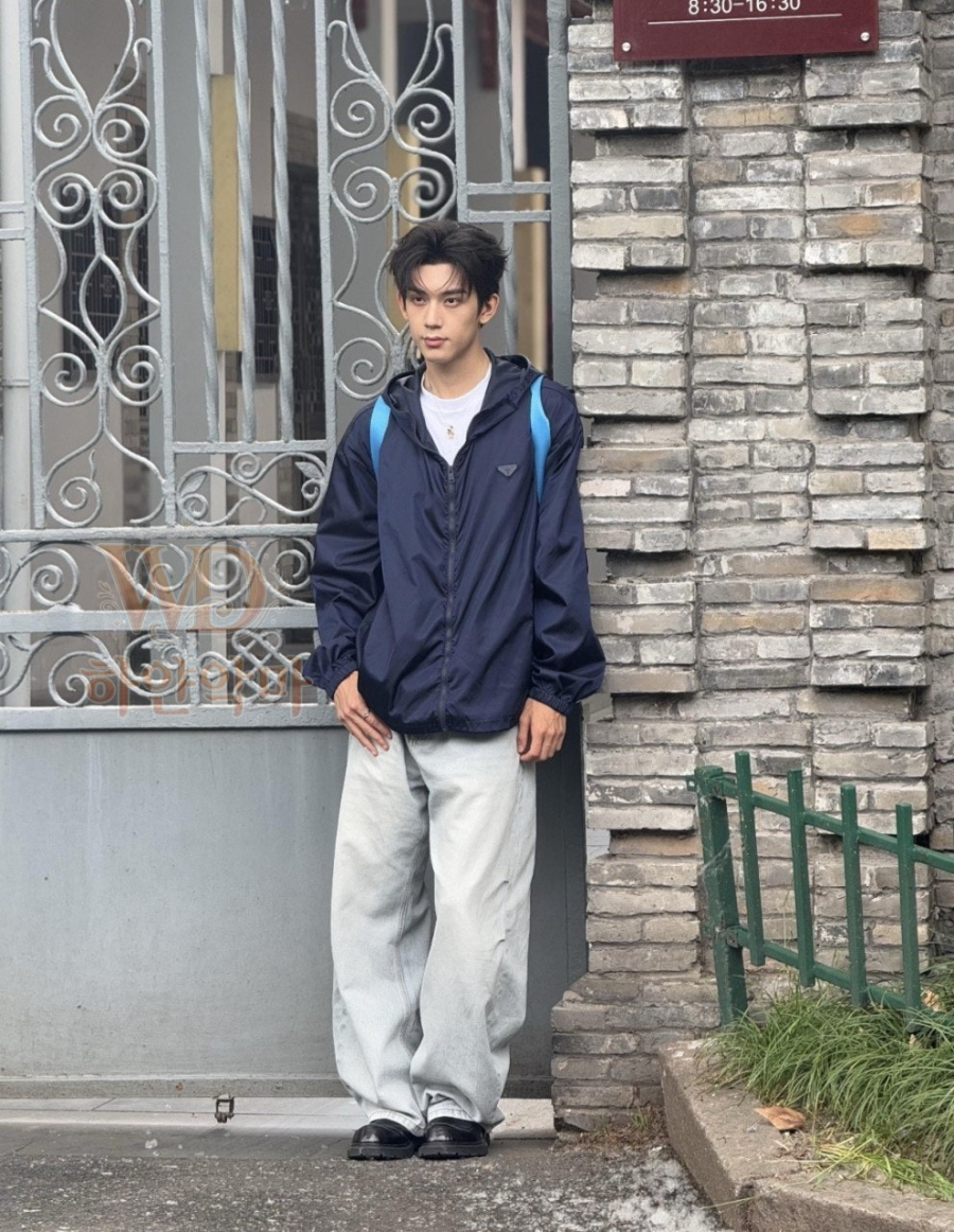 프라다여성자켓-2.jpg