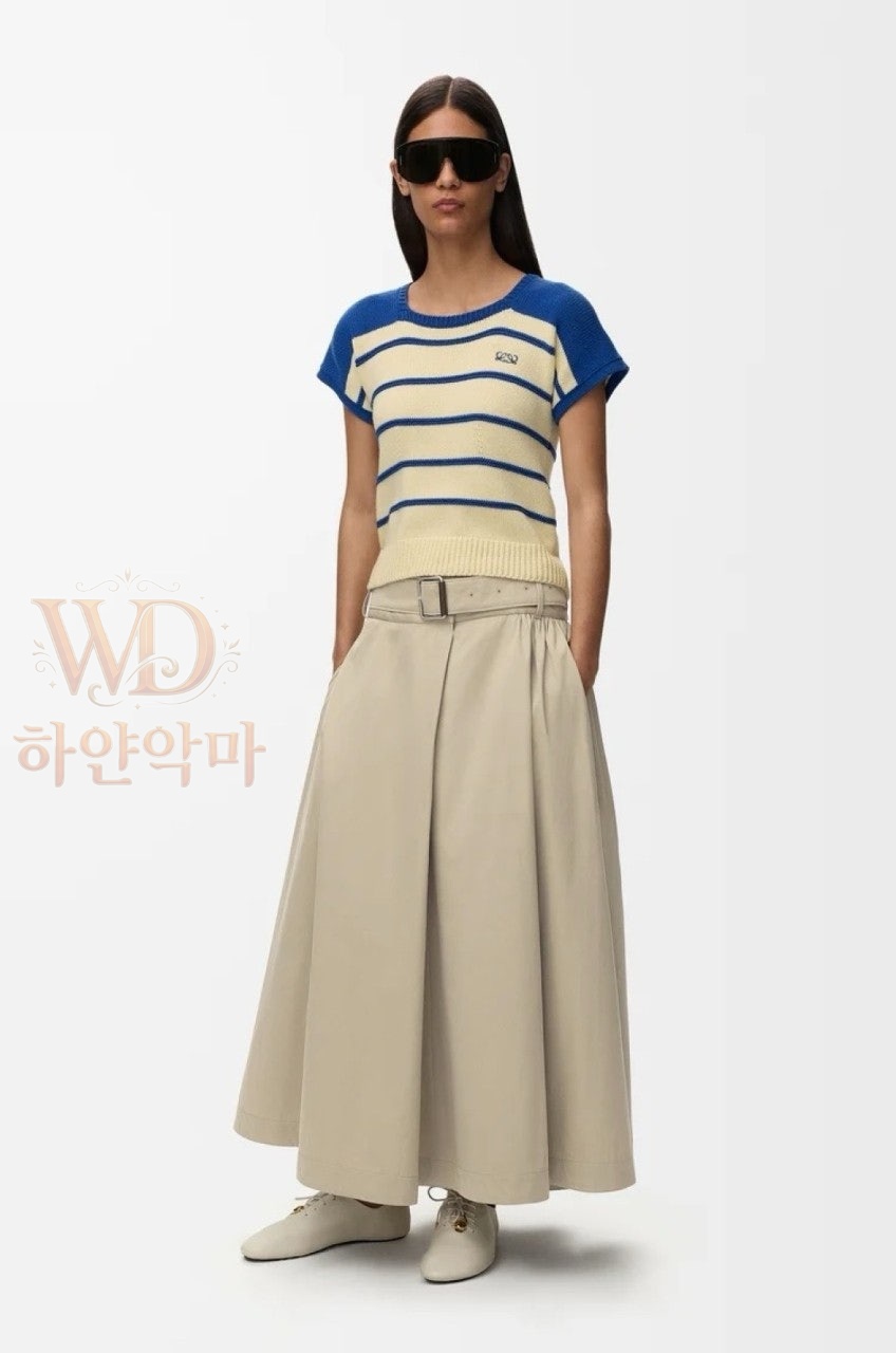 로에베2026신상치마-1.jpg