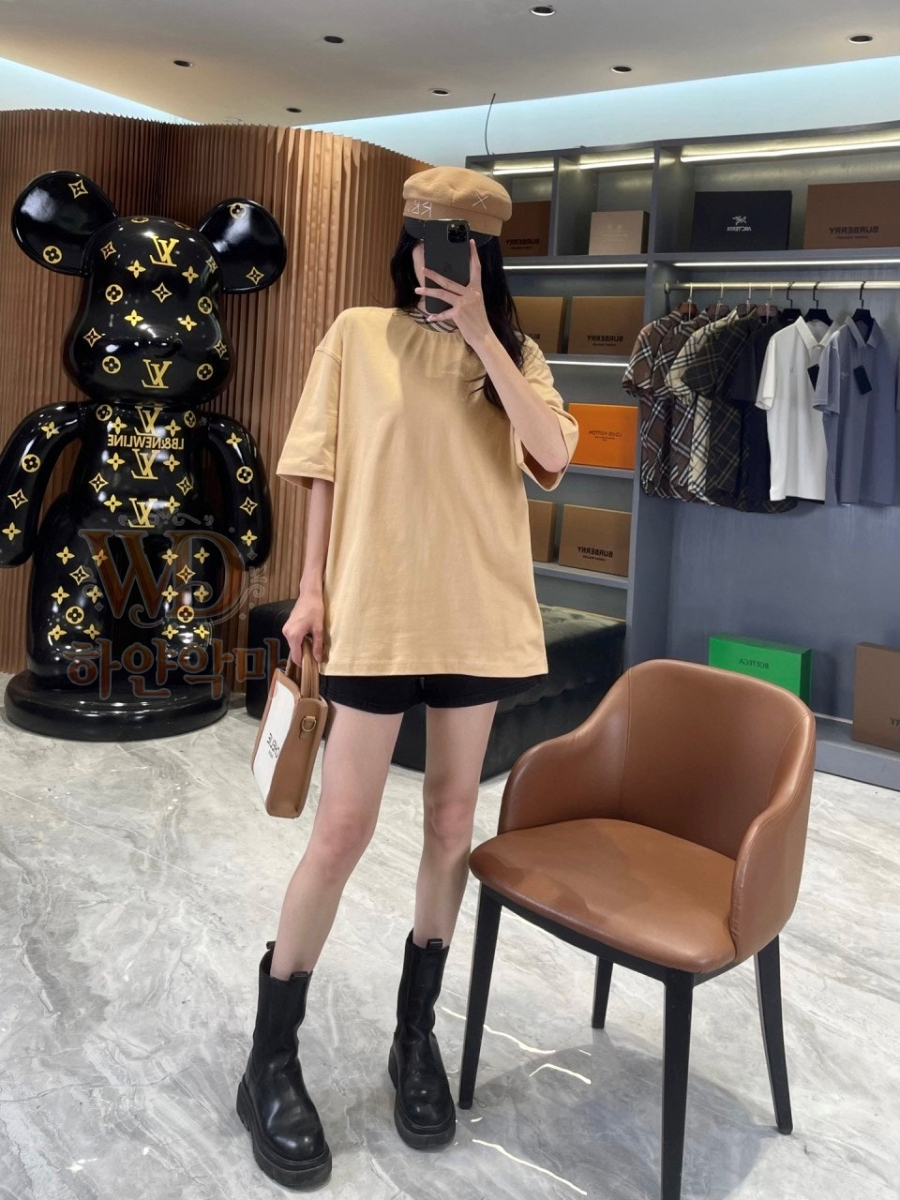 버버리반팔티셔츠-하얀악마-3.jpg