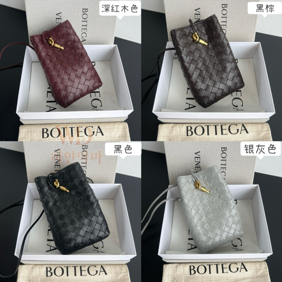 보테가베네타파우치백-843890-하얀악마-11.jpg