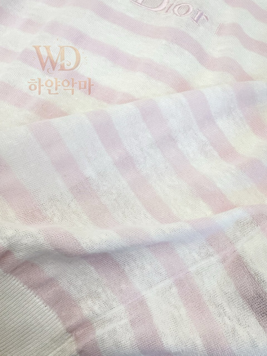 하얀악마-반팔니트-2026디올-18.jpg