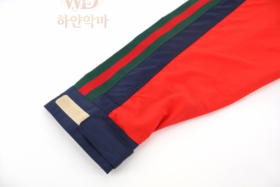 구찌바람막이-하얀악마 (10).jpg