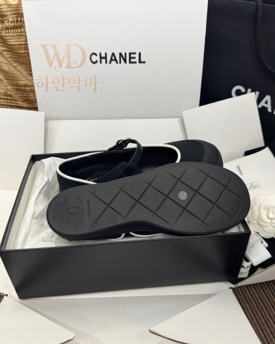 샤넬2026코코비치-메리제인-하얀악마-11.jpg