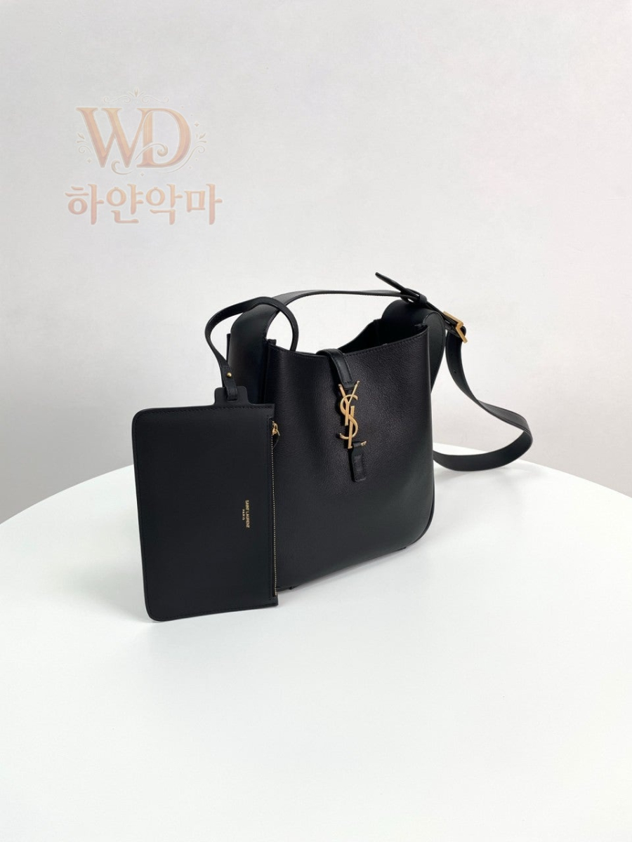 생로랑LE5A7-하얀악마-4.jpg