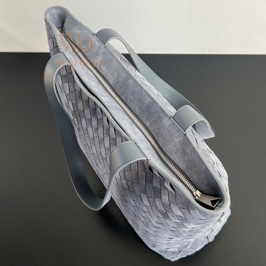 보테가베네타토트백-795628-하얀악마-4.jpg