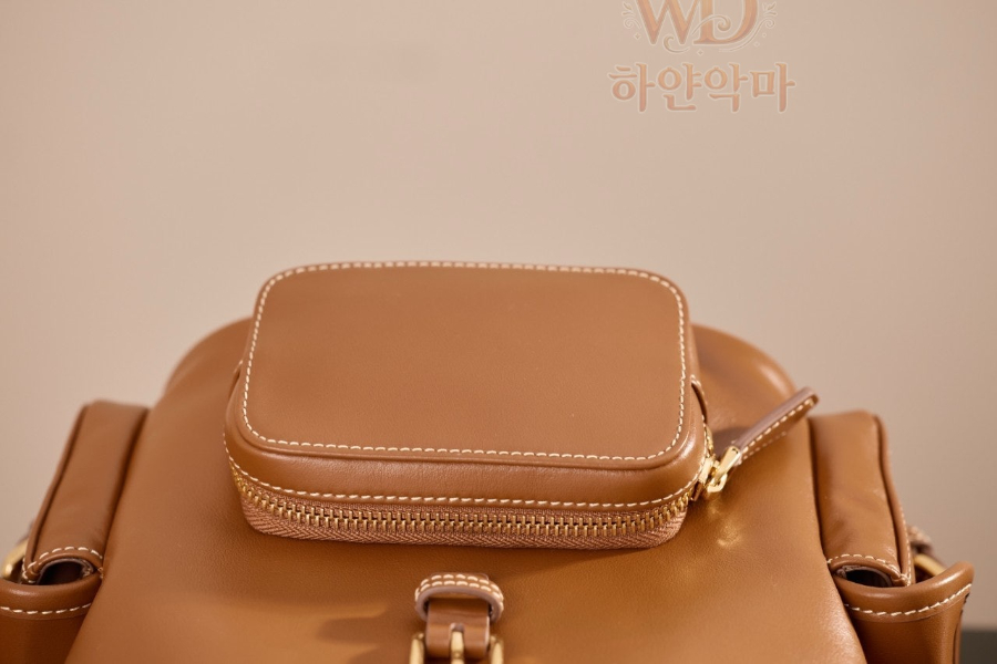 미우미우백팩-멀티포켓-하얀악마-18.jpg