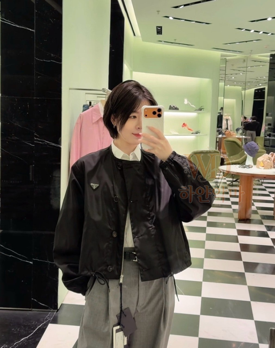 프라다자켓아우터-하얀악마-2.jpg