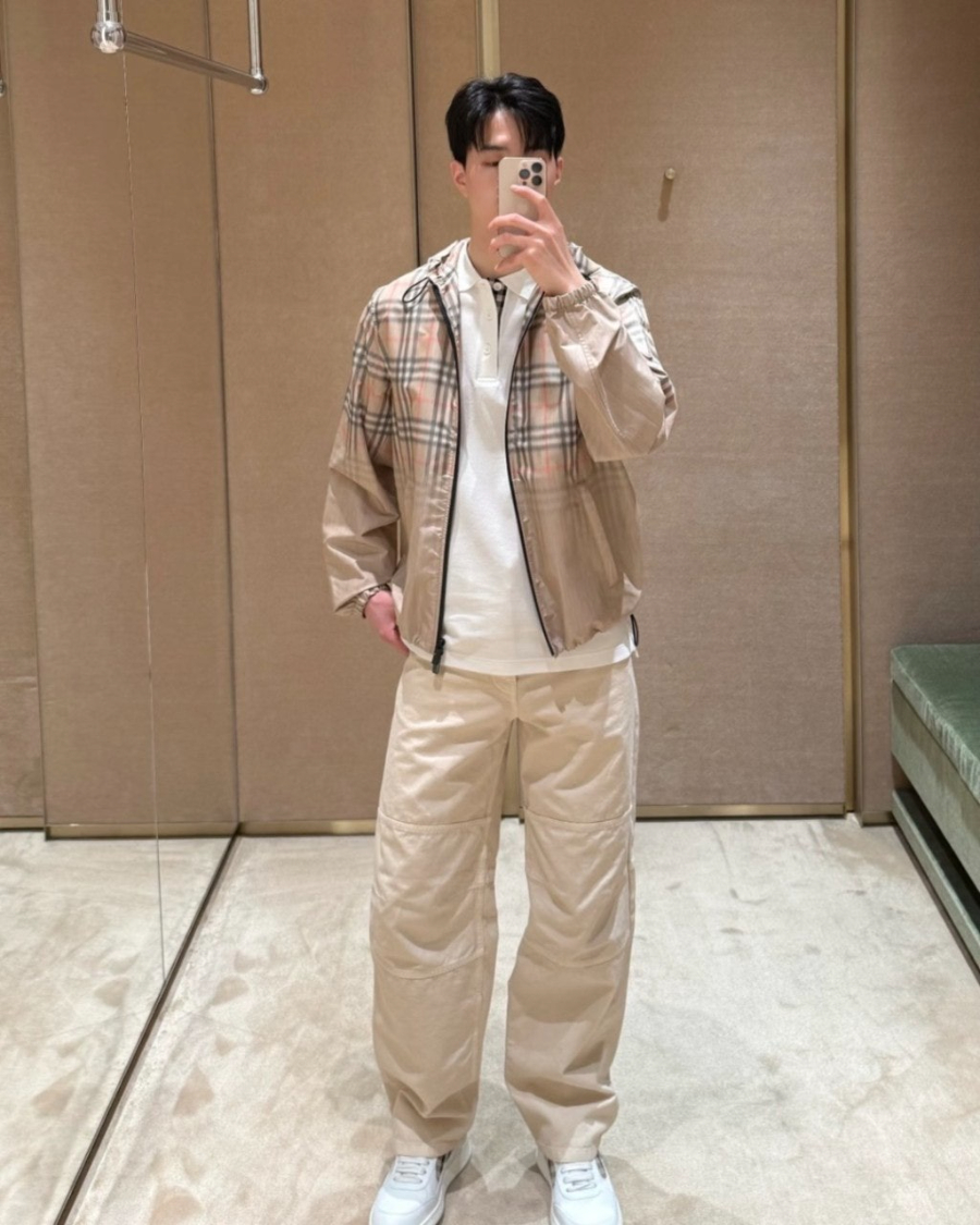 남성-버버리후드점퍼-1.jpg