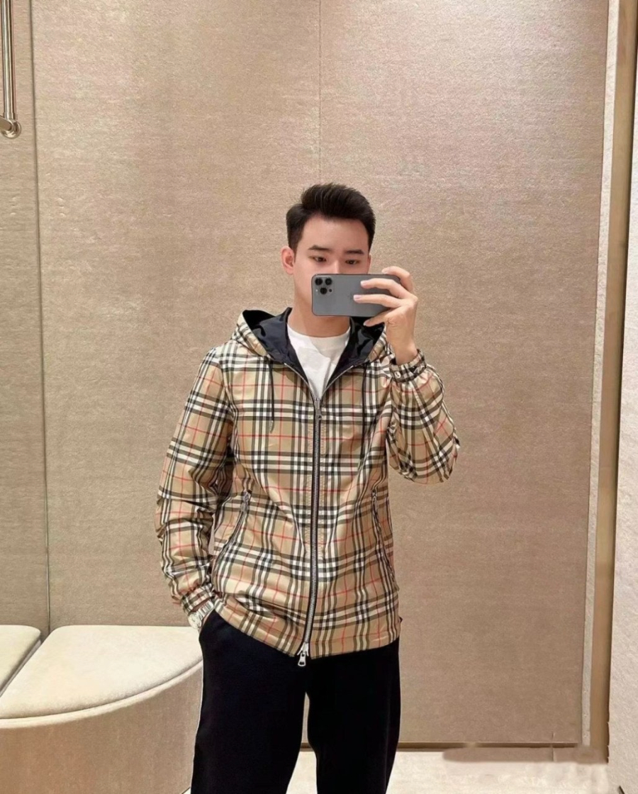 남성-버버리양면점퍼-1.jpg