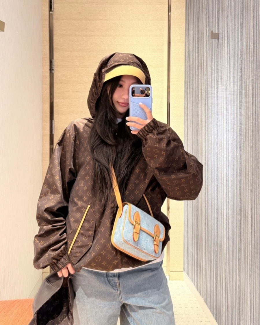 남자-루이비통신상-후드자켓-2.jpg