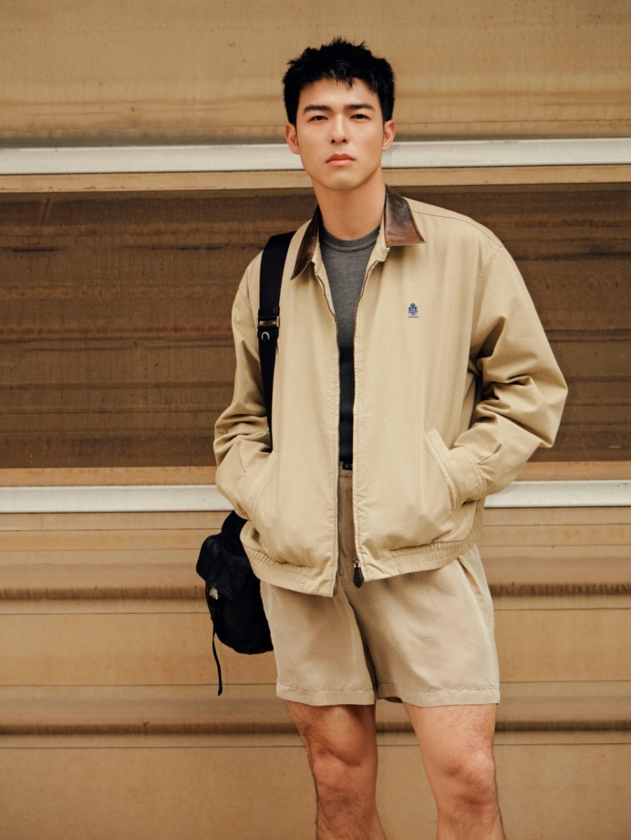 남자-프라다지퍼자켓-2.jpg