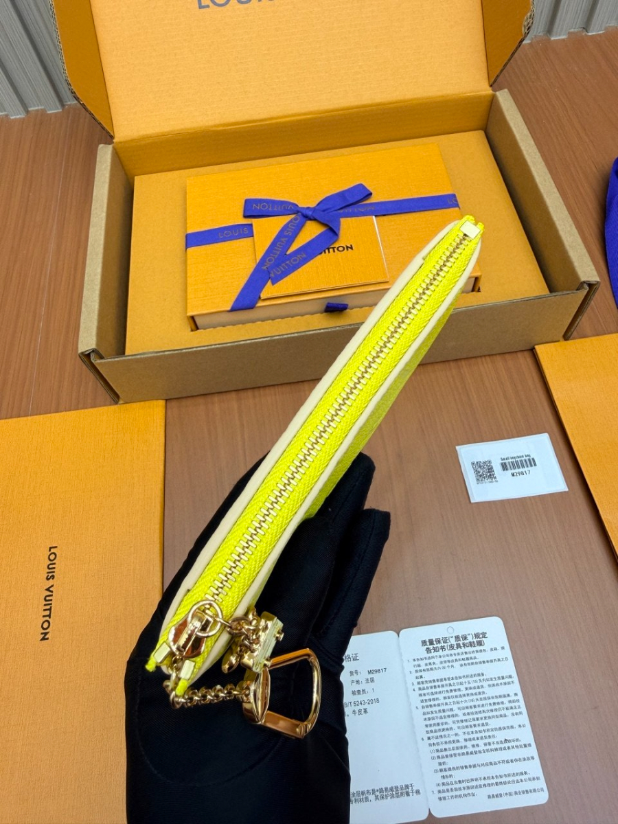 여성-키파우치-M29817-5.jpg